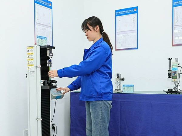 苏州凯佰乐：端子拉力测试的奥秘与技巧