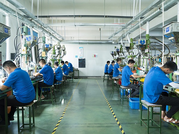 线束注塑工艺：精工之魂，未来之路