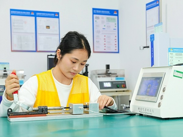 揭秘线束<i style='color:red'>防水连接器</i>气密性检测：守护您的设备安全新利器